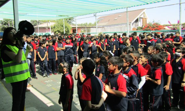 Simulacro de Sismo en el Colegio
