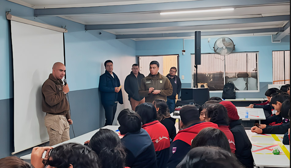 Carabineros entregaron charla sobre ciberseguridad