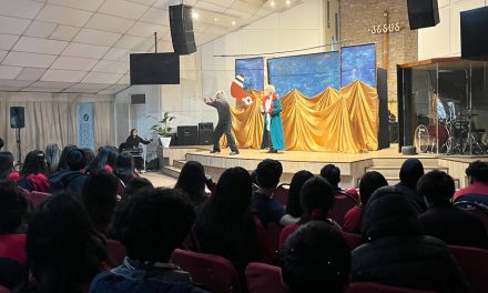 Educación Media disfrutó de Presentaciones Teatrales