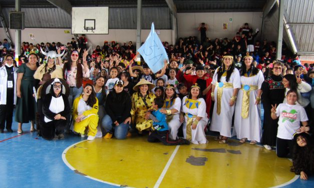Entretenido y Cultural Aniversario 42 del Colegio