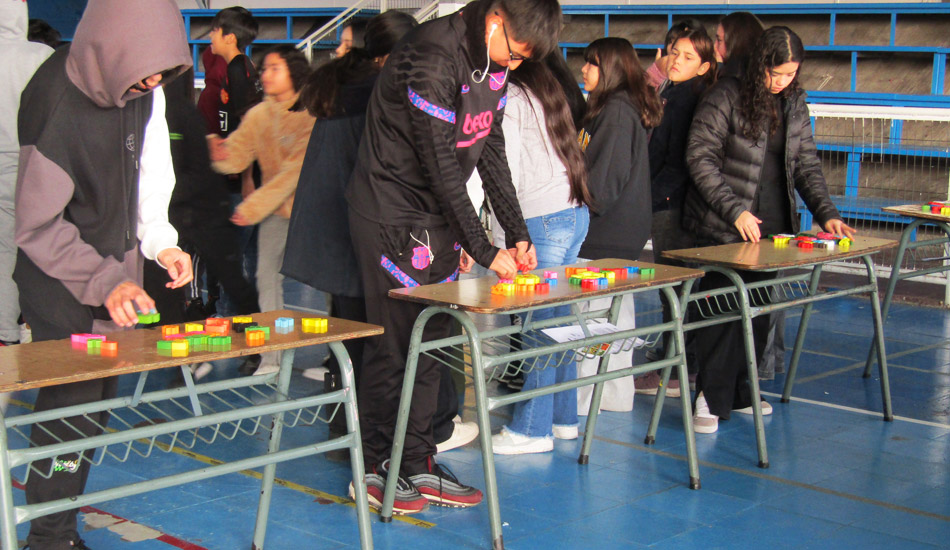 Con Juegos y Circo celebramos El Día del Estudiante