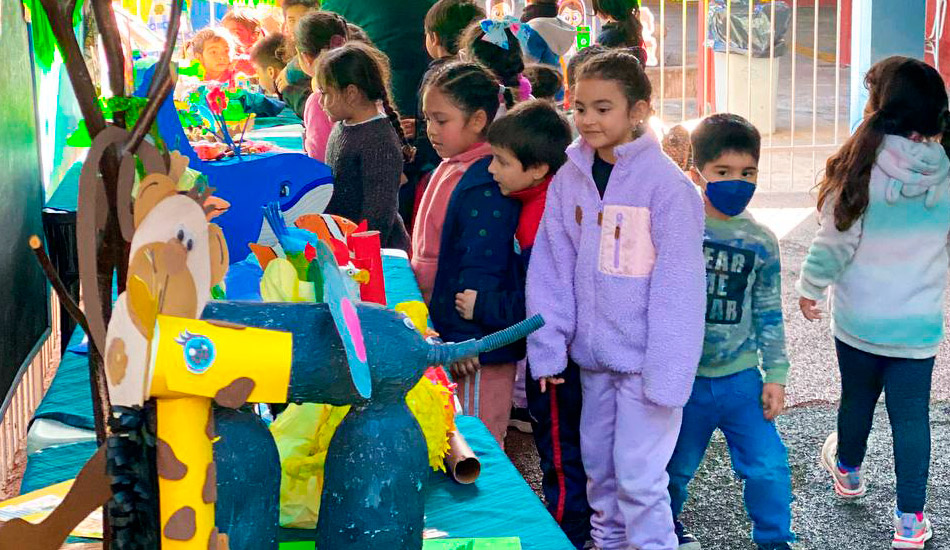 Objetos reciclados para cuidar el Medio Ambiente