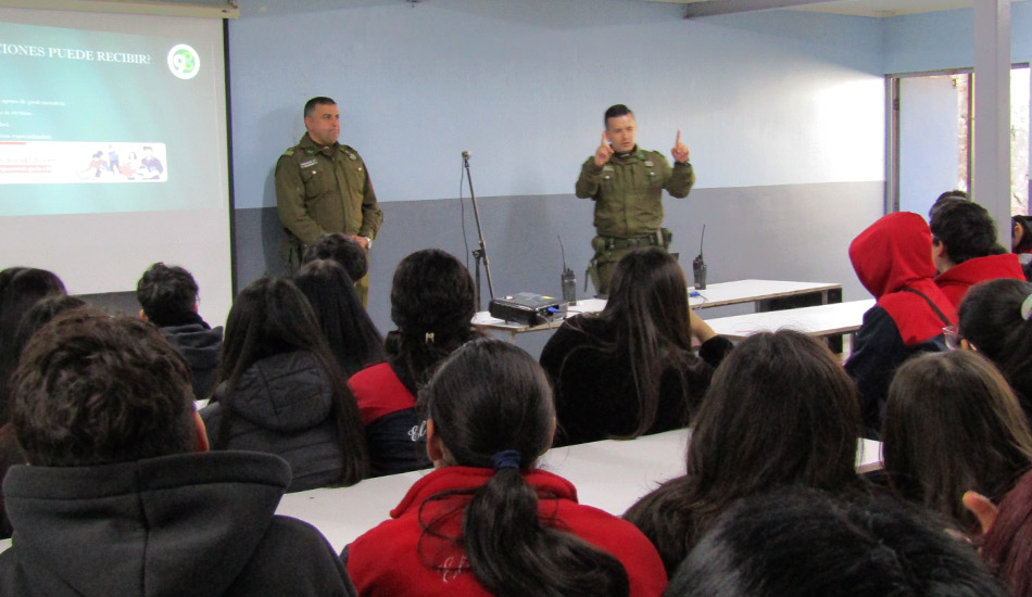 Carabineros de Chile dictaron importante charla